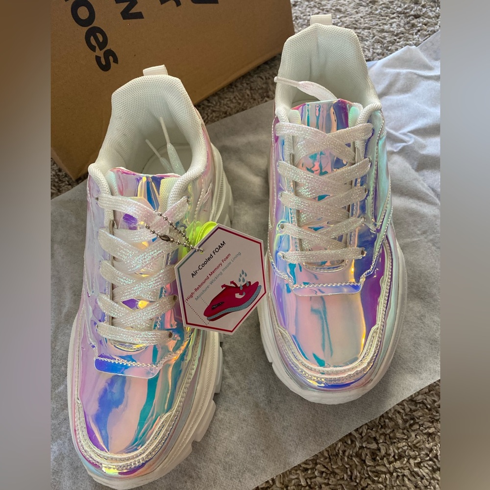 Chunky Platform Hologram Silver Sneakers